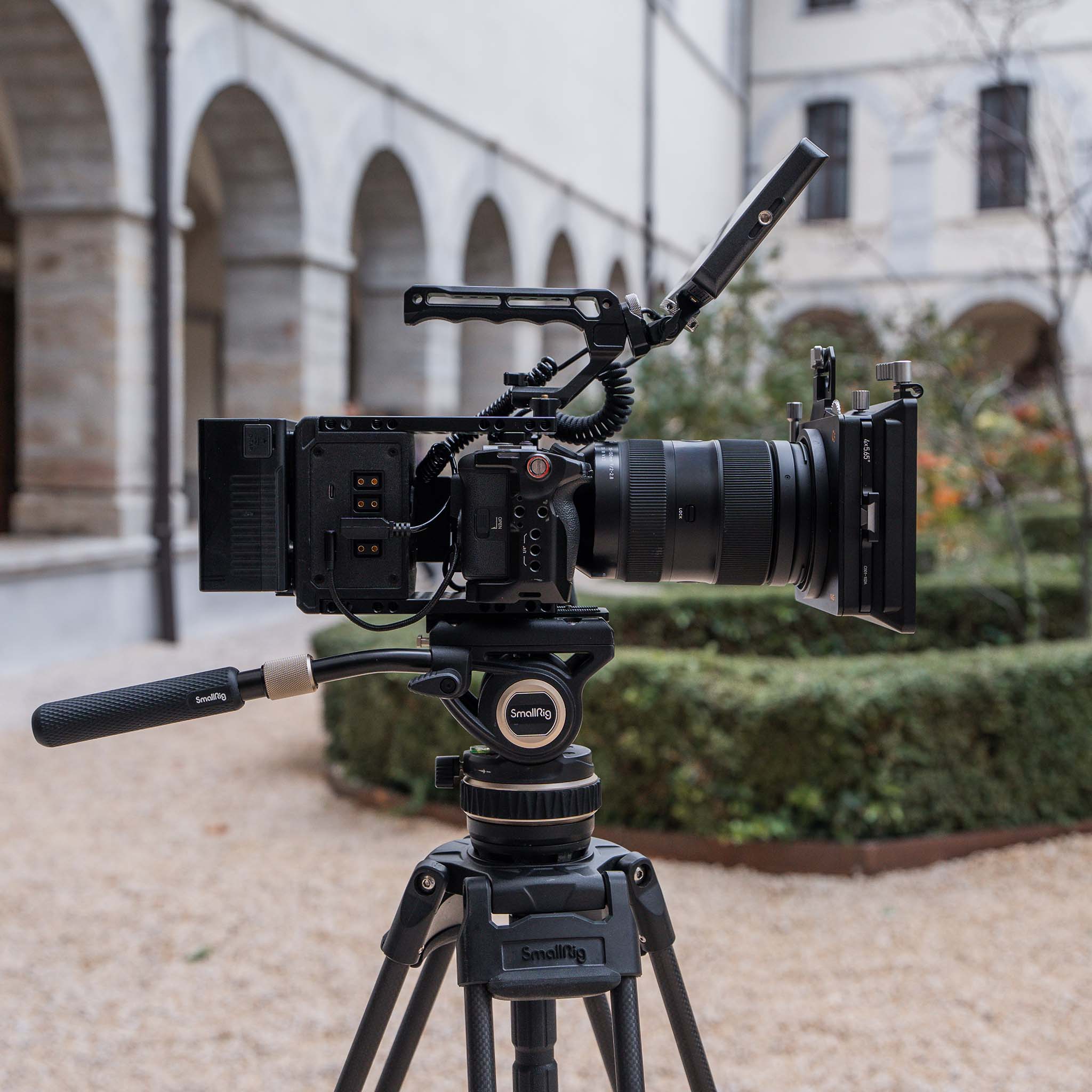 Rig cinema FX3 sur trépied